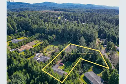 290 SW Newton Dr, Waldport, OR 97394 - Photo 3