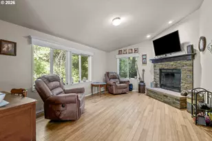 290 SW Newton Dr, Waldport, OR 97394 - Photo 19