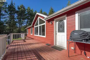 290 SW Newton Dr, Waldport, OR 97394 - Photo 5