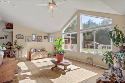 290 SW Newton Dr, Waldport, OR 97394 - Photo 7