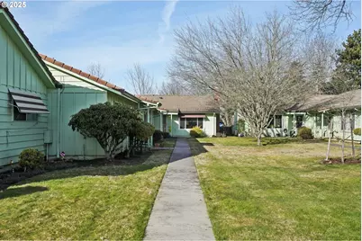 12325 SE Main St, Portland, OR 97233 - Photo 5