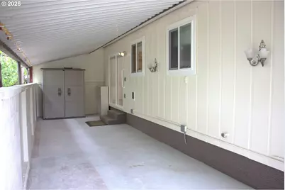 12325 SE Main St, Portland, OR 97233 - Photo 29