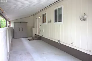 12325 SE Main St, Portland, OR 97233 - Photo 29