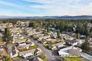 12325 SE Main St, Portland, OR 97233 - Photo 45