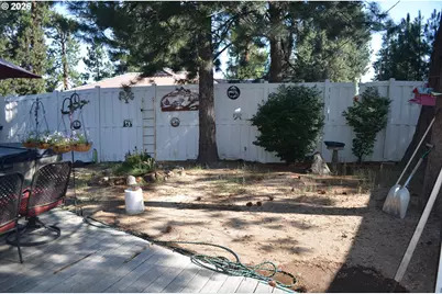 138025 Hillcrest St, Gilchrist, OR 97737 - Photo 17