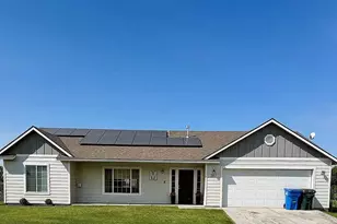 351 Lincoln Ave, Umatilla, OR 97882 - Photo 1
