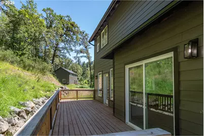492 Terrace Dr, Glide, OR 97443 - Photo 43