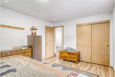 224 E Hemlock Dr, Gervais, OR 97026 - Photo 11