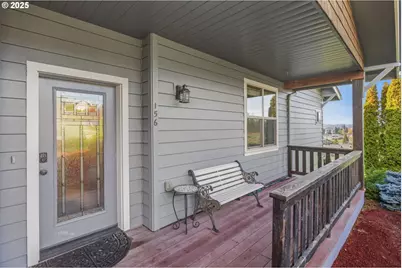 156 Wetleau Dr, Lowell, OR 97452 - Photo 3