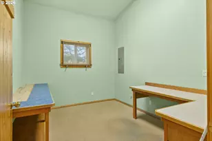 711 H Ave, Powers, OR 97466 - Photo 33