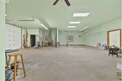 711 H Ave, Powers, OR 97466 - Photo 19