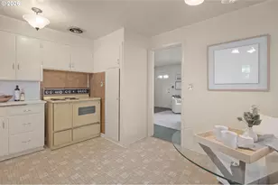 356 W 21st Ave, Eugene, OR 97405 - Photo 9
