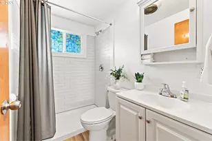 4437 SE 66th Ave, Portland, OR 97206 - Photo 9