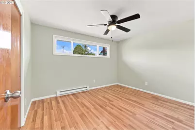 4437 SE 66th Ave, Portland, OR 97206 - Photo 7