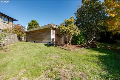 90238 Shoreline Dr, Warrenton, OR 97146 - Photo 11