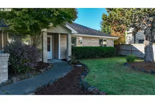 90238 Shoreline Dr, Warrenton, OR 97146 - Photo 3