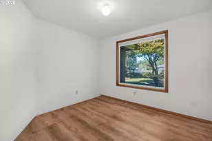 90238 Shoreline Dr, Warrenton, OR 97146 - Photo 15