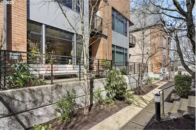 1672 NW Riverscape St, Portland, OR 97209 - Photo 1