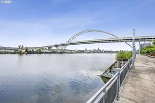 1672 NW Riverscape St, Portland, OR 97209 - Photo 37