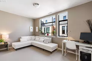 1672 NW Riverscape St, Portland, OR 97209 - Photo 29