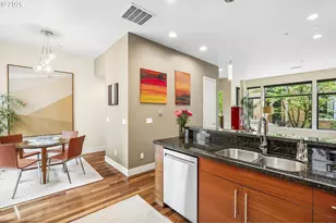1672 NW Riverscape St, Portland, OR 97209 - Photo 15