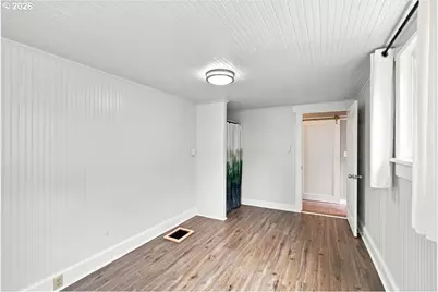 2325 NW Lincoln Ave, Corvallis, OR 97330 - Photo 33