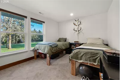 101 SW Juniper Ave, Warrenton, OR 97146 - Photo 31