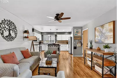 1776 SE 114th Pl, Portland, OR 97216 - Photo 9