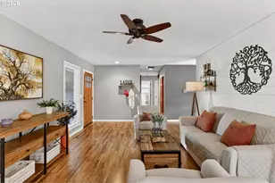 1776 SE 114th Pl, Portland, OR 97216 - Photo 11