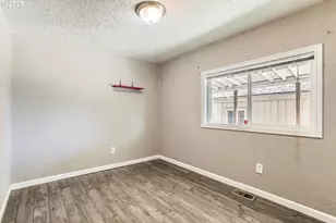 7508 SE Ogden St, Portland, OR 97206 - Photo 13