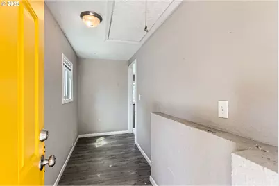 7508 SE Ogden St, Portland, OR 97206 - Photo 17