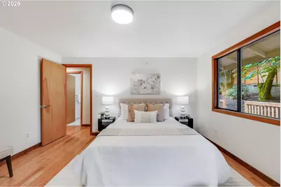 9820 SW 6th Ave, Portland, OR 97219 - Photo 19