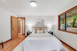 9820 SW 6th Ave, Portland, OR 97219 - Photo 19