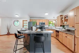 9820 SW 6th Ave, Portland, OR 97219 - Photo 13