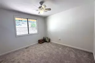 2071 NW Motah St, Roseburg, OR 97471 - Photo 31