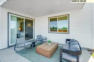 717 S 26th Pl, Ridgefield, WA 98642 - Photo 9