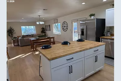 575 Cedar St, Sutherlin, OR 97479 - Photo 7