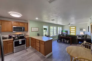 1520 NE Winter St, Roseburg, OR 97470 - Photo 25
