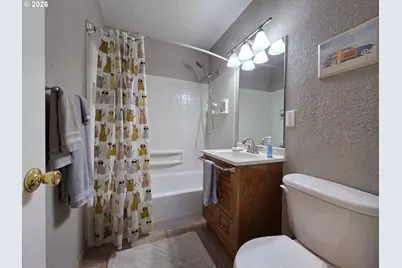1520 NE Winter St, Roseburg, OR 97470 - Photo 27
