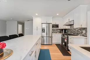 14610 NW Dawnwood Dr, Portland, OR 97229 - Photo 9