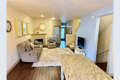 1987 NE 49th Way, Hillsboro, OR 97124 - Photo 7