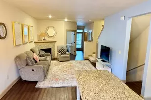 1987 NE 49th Way, Hillsboro, OR 97124 - Photo 7