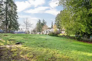 2341 W Castleman St, Longview, WA 98632 - Photo 23