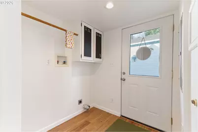 2341 W Castleman St, Longview, WA 98632 - Photo 13