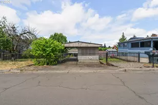 2843 W Sanders Ave, Roseburg, OR 97471 - Photo 11