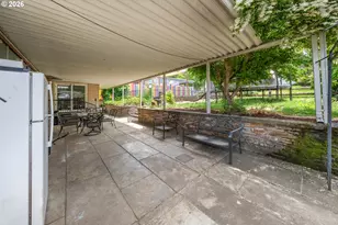2843 W Sanders Ave, Roseburg, OR 97471 - Photo 39