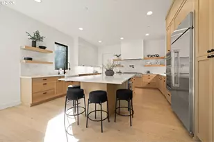 13733 Knaus Rd, Lake Oswego, OR 97034 - Photo 11