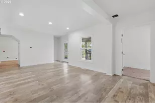 1319 N Main St, Newberg, OR 97132 - Photo 7