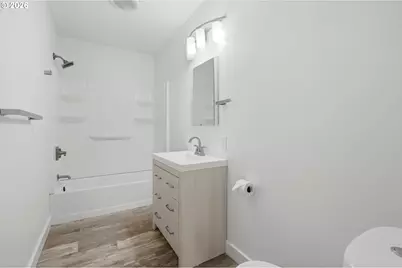 1319 N Main St, Newberg, OR 97132 - Photo 25
