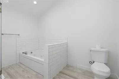 1319 N Main St, Newberg, OR 97132 - Photo 19